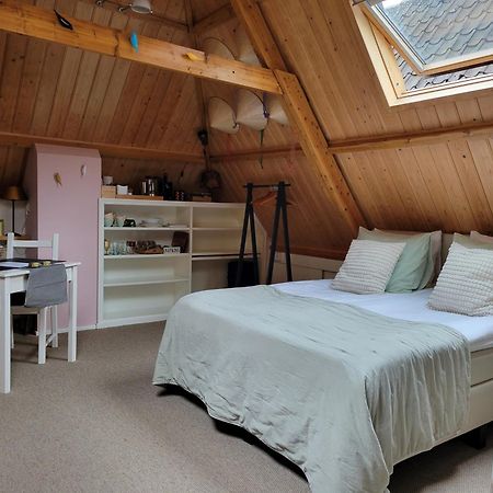 Bed and Breakfast De Buurvrouw Nr.18 Дусбург Экстерьер фото