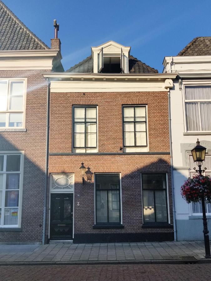 Bed and Breakfast De Buurvrouw Nr.18 Дусбург Экстерьер фото