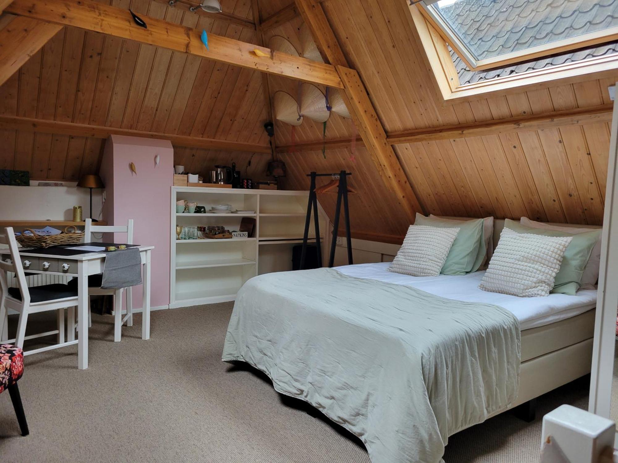 Bed and Breakfast De Buurvrouw Nr.18 Дусбург Экстерьер фото